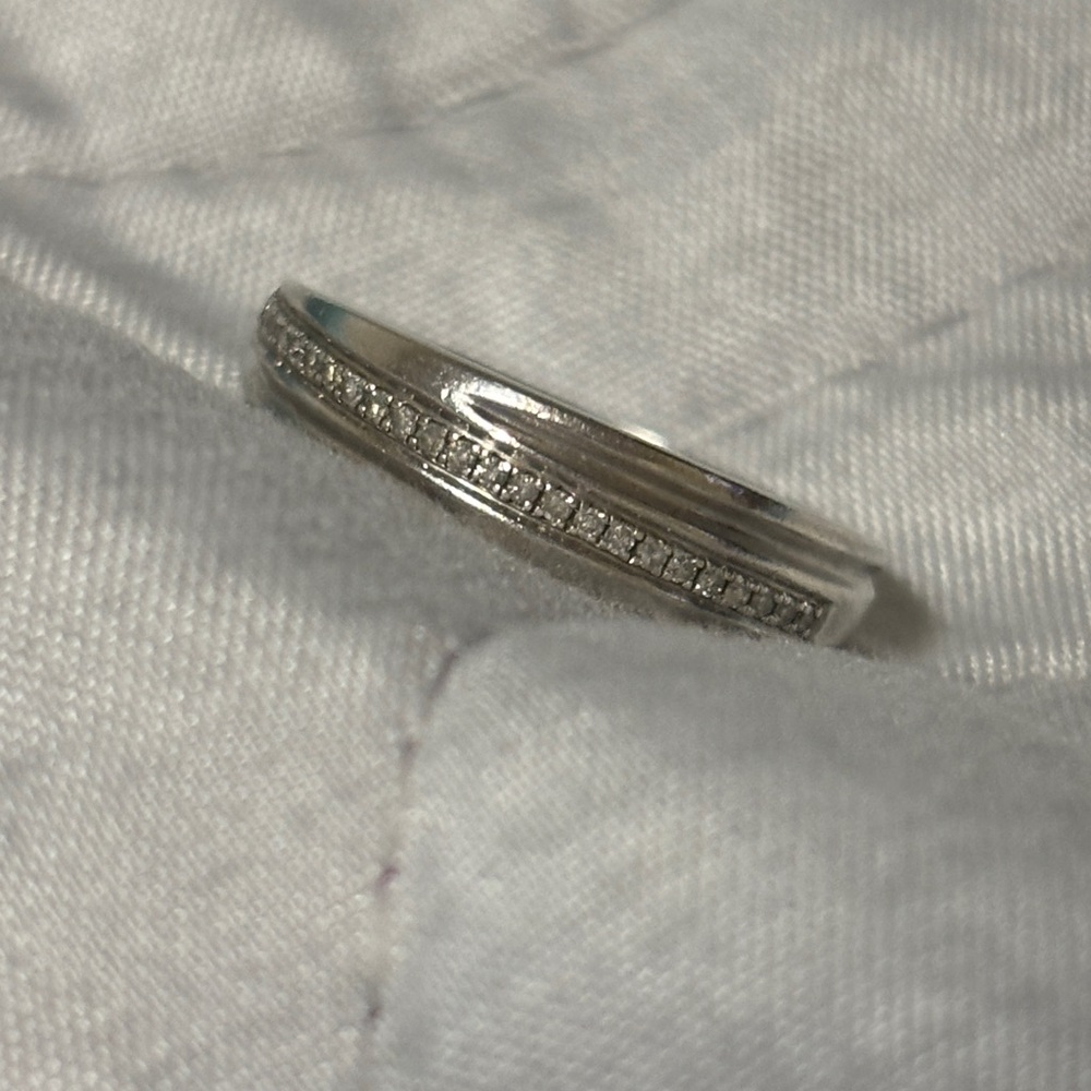 Elegant Silver Men's Diamond Ring